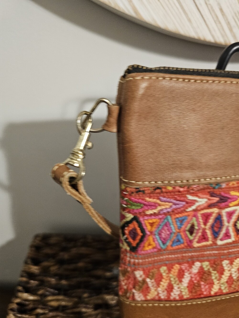 Stylish Tan Crossbody Bag with Red Embroidered Accent - Picture 6 of 8
